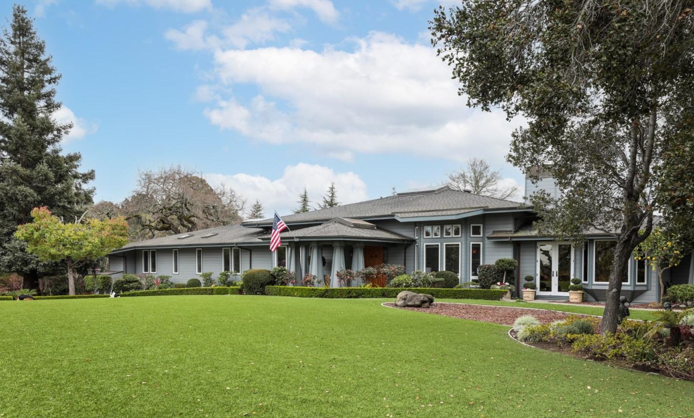 637 Westridge Dr, Menlo Park, CA 94028-7330