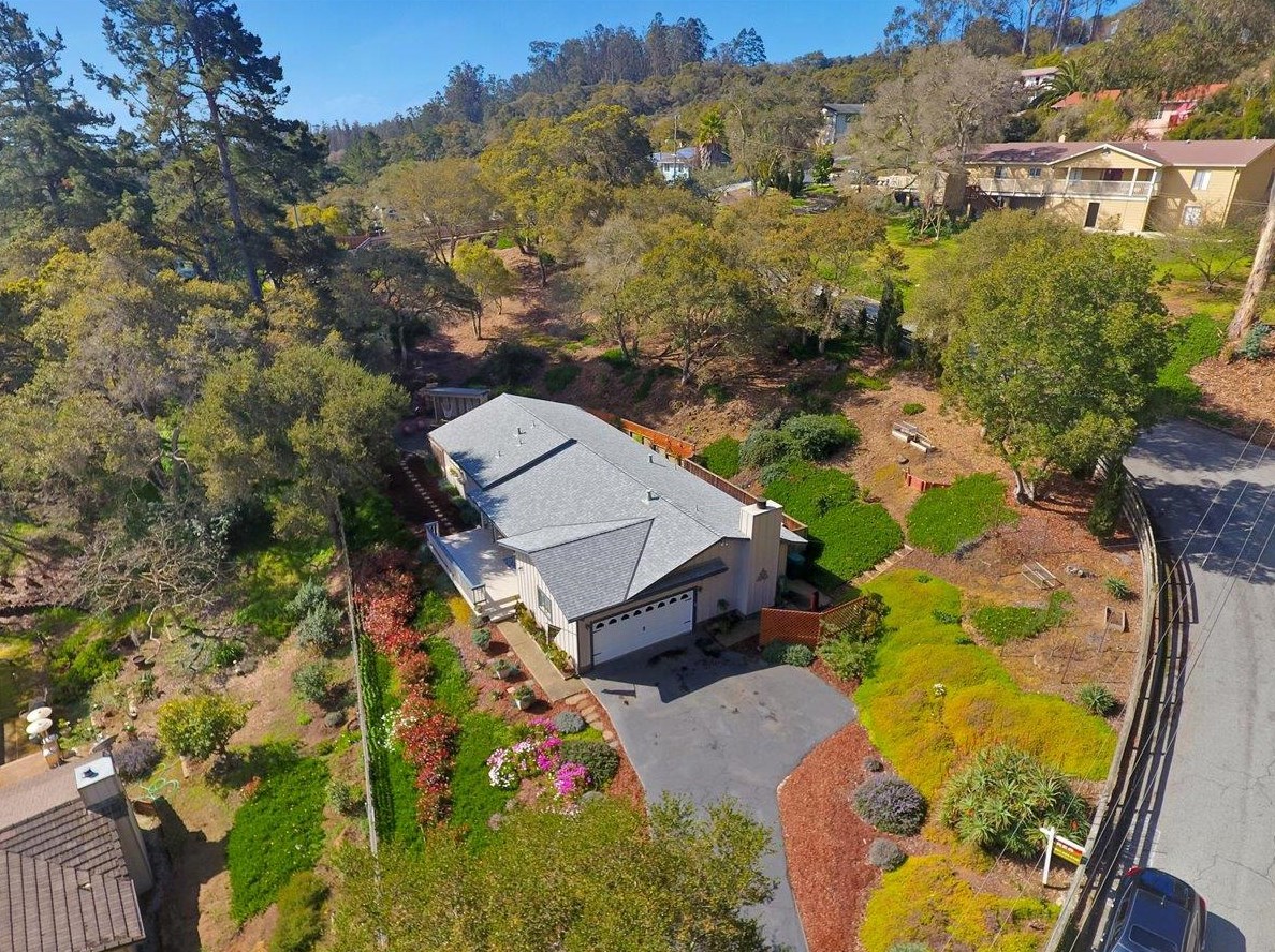 17140 Garlen Ln, Salinas, CA 93907-8819