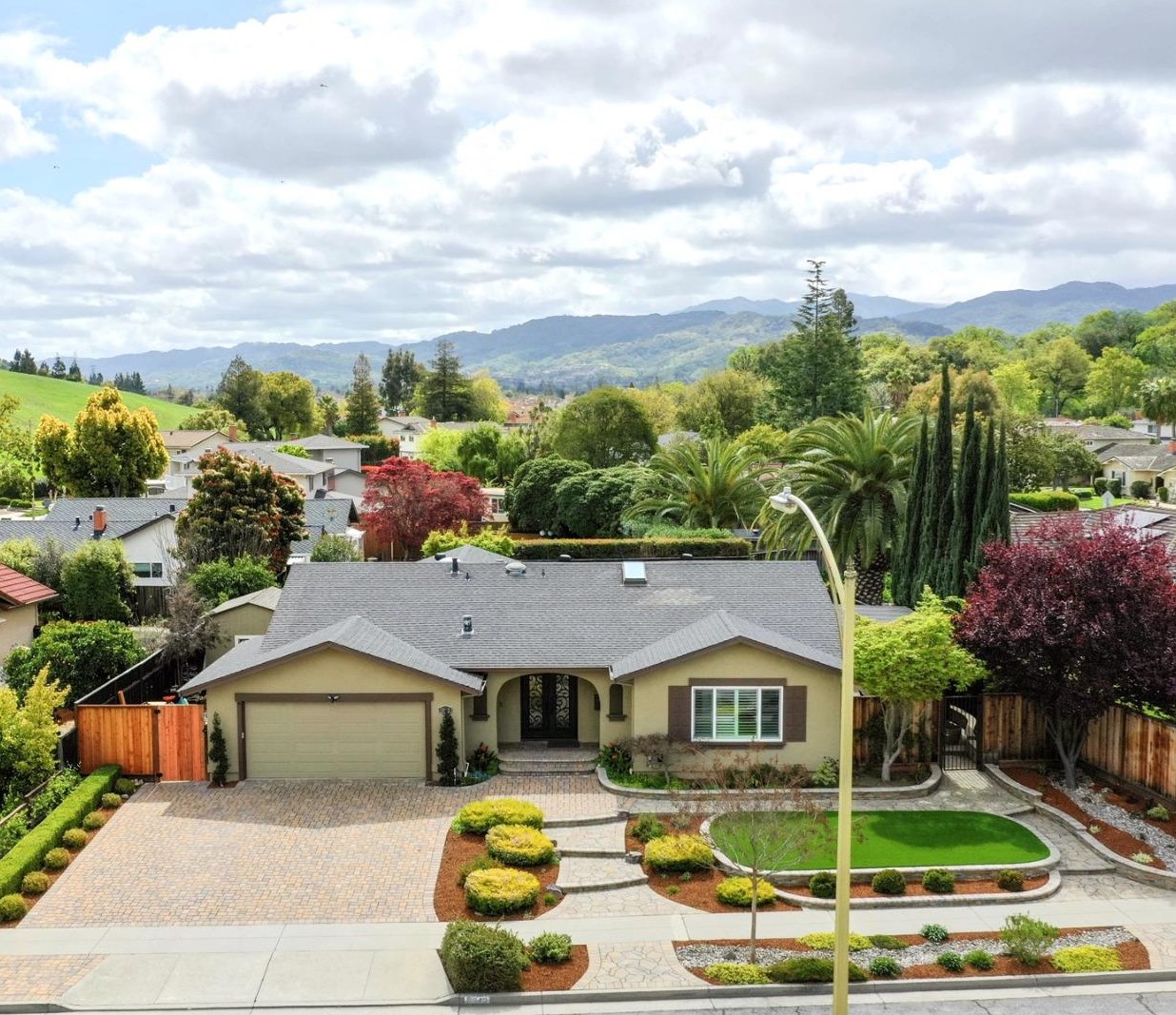 5842 Antigua Dr, San Jose, CA 95120-1707