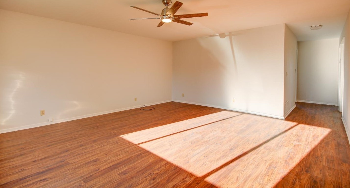 1759 Vallejo St, Seaside, CA 93955-3974