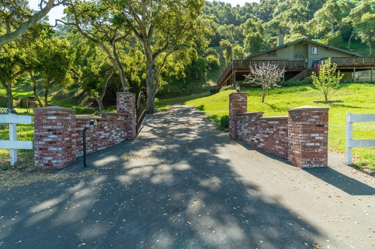 163 Old Stage Rd, Salinas, CA 93908-9760