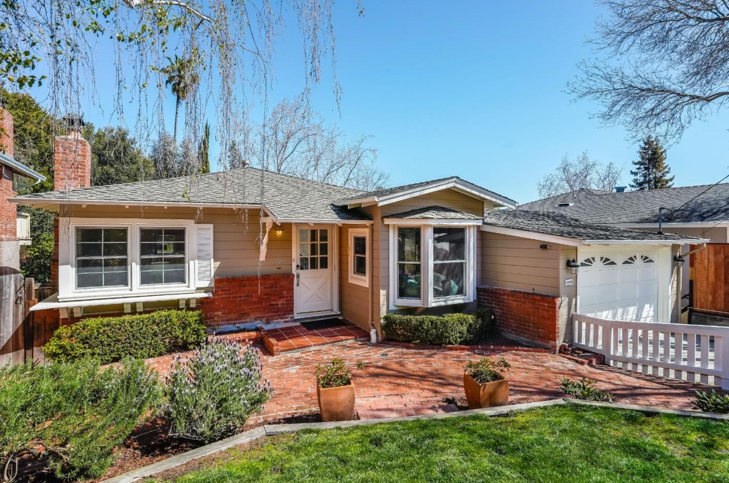 1059 Sunset Dr, San Carlos, CA 94070