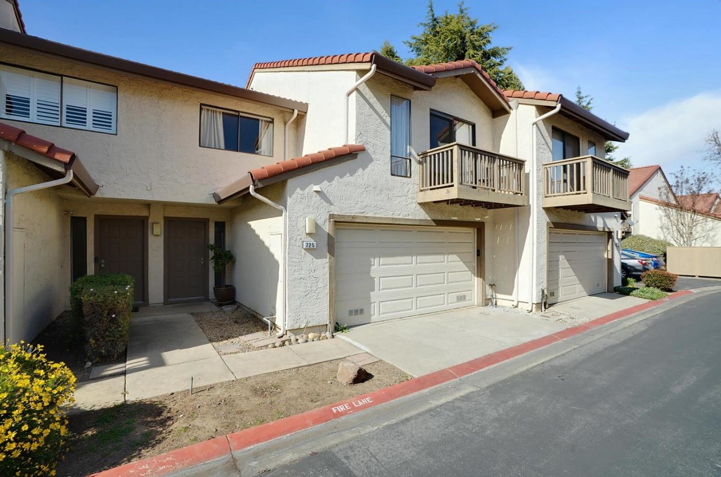 725 Williamsburg Way, Gilroy, CA 95020