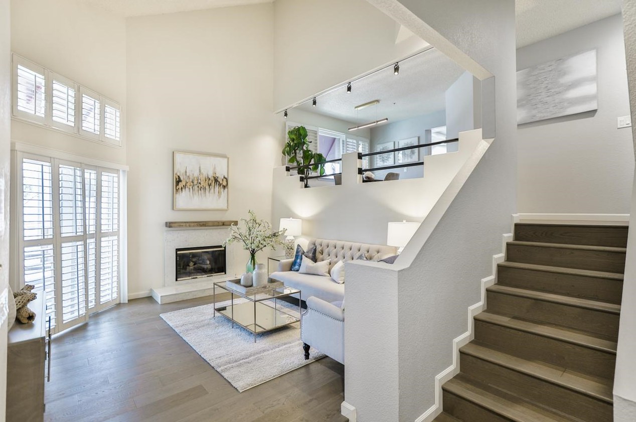127 Court Ln, San Mateo, CA 94404-2138