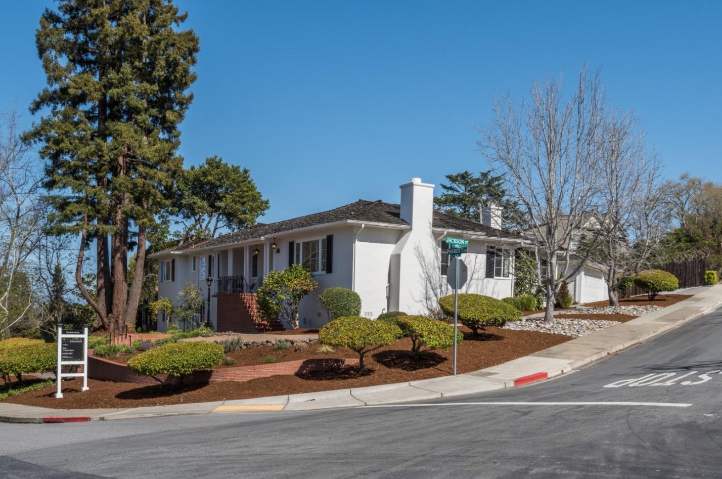 491 Parrott Dr, San Mateo, CA 94402-2231