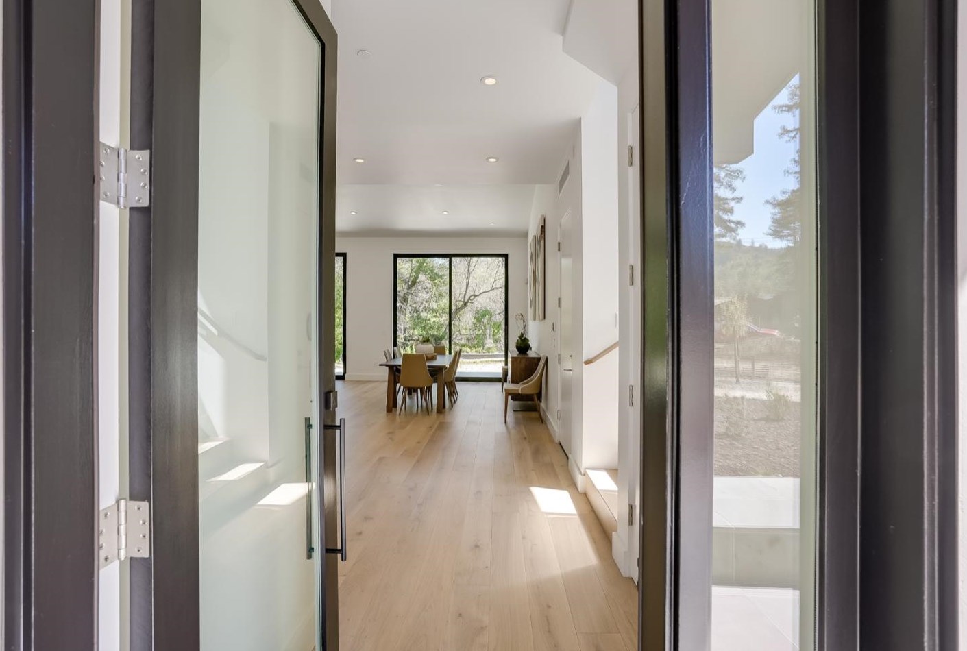 850 Portola Rd, Menlo Park, CA 94028-7261