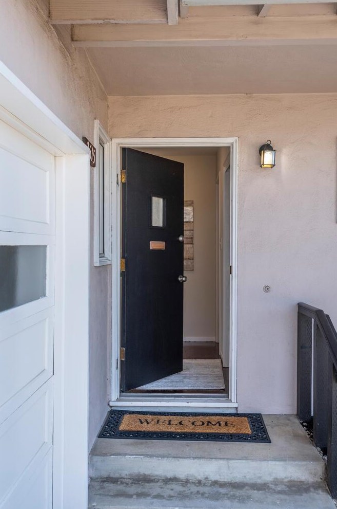 2515 Holland St, San Mateo, CA 94403-1636