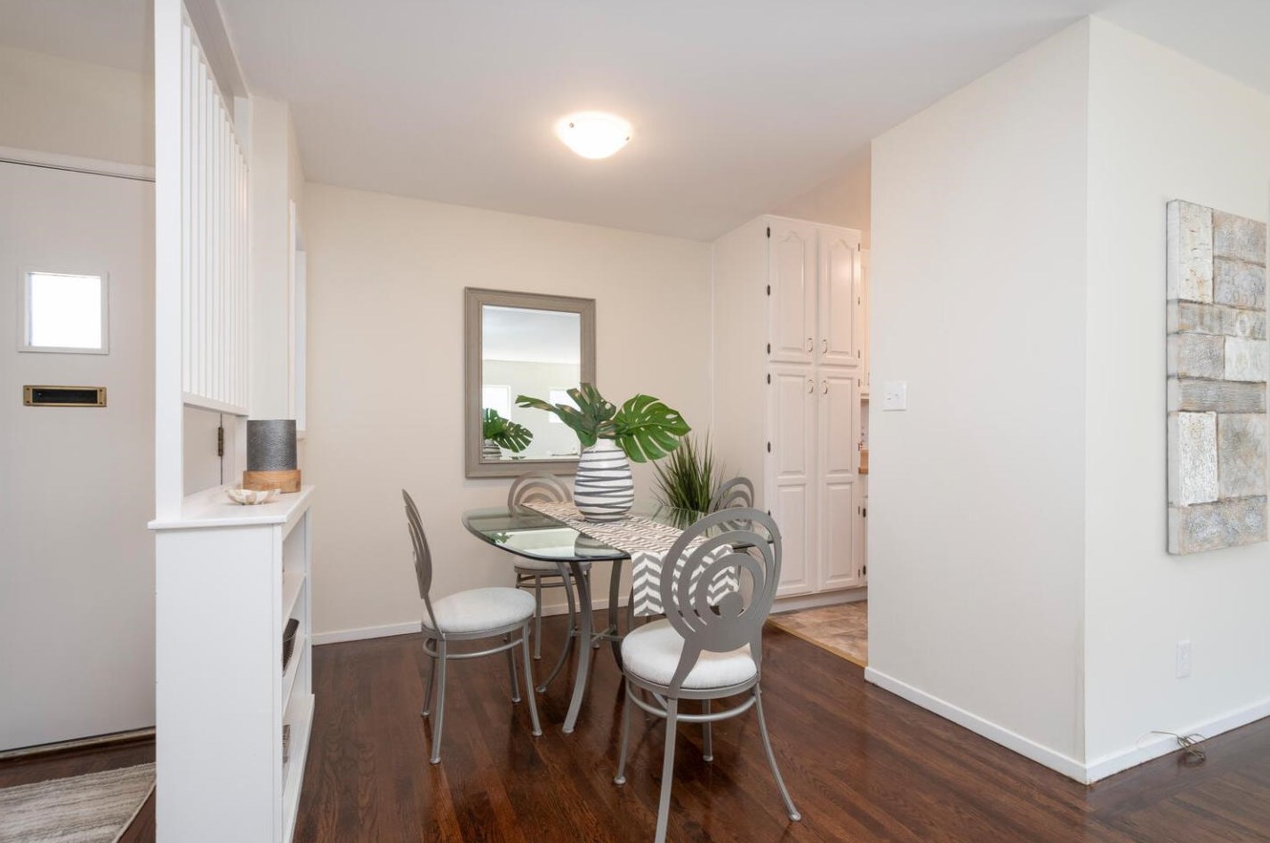 2515 Holland St, San Mateo CA  94403-1639 exterior