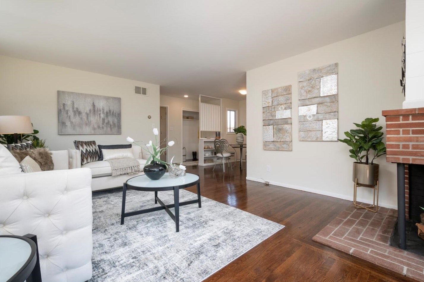 2515 Holland St, San Mateo CA  94403-1639 exterior