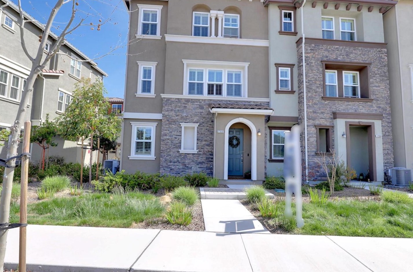17990 Monterey St, Morgan Hill, CA 95037