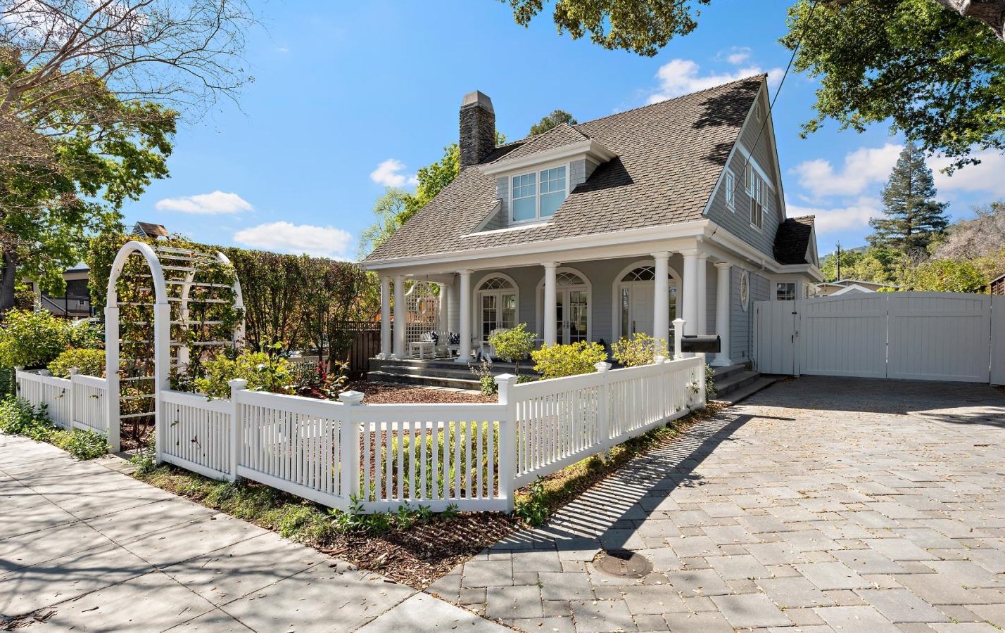 227 Almendra Ave, Los Gatos, CA 95030-7210
