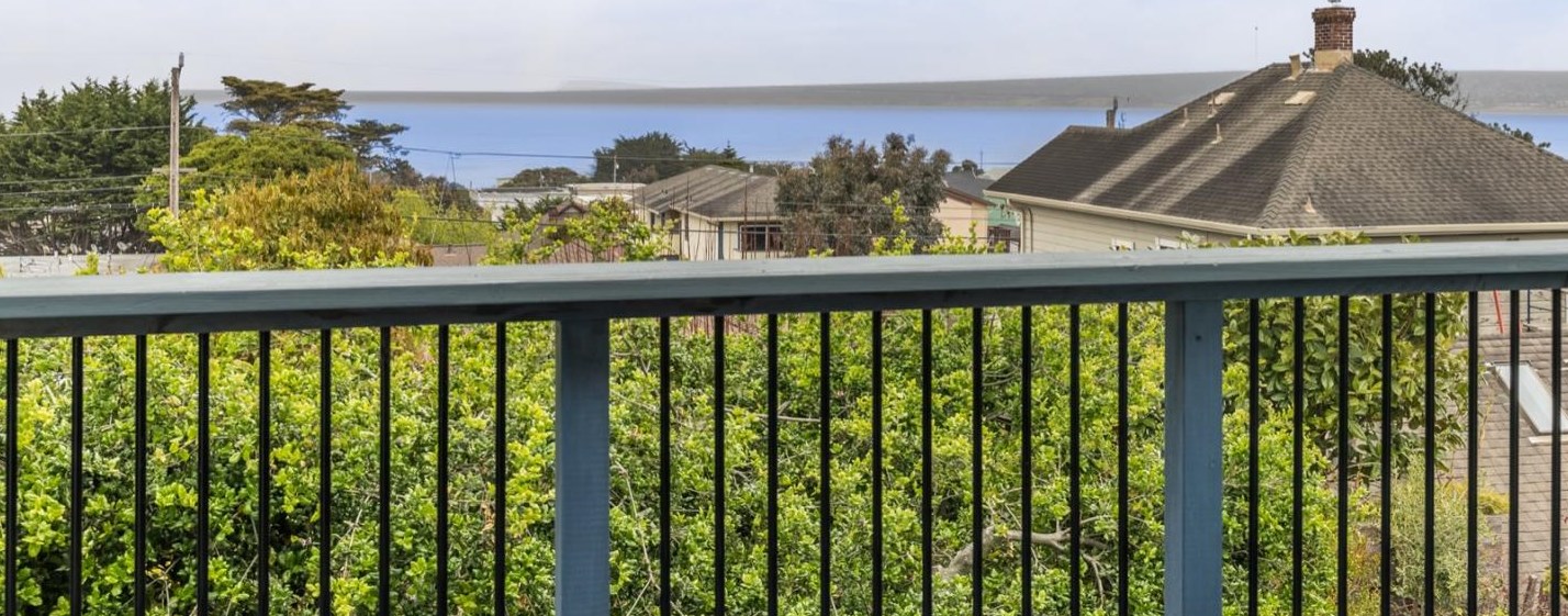 862 Belden St, Monterey, CA 93940-1112