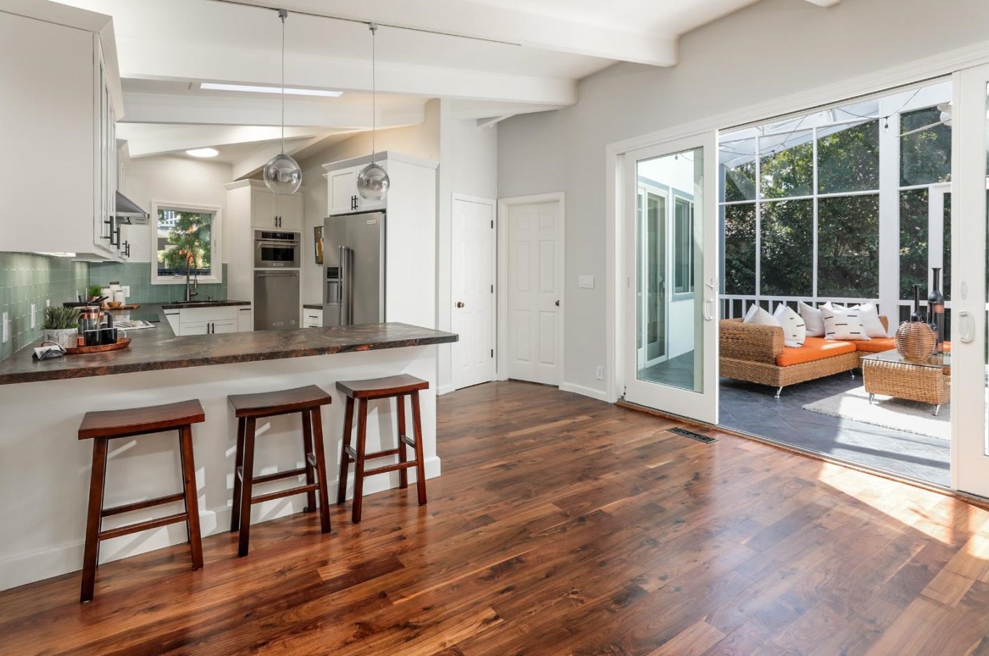 419 Laurel Ave, Menlo Park CA  94025-2820 exterior