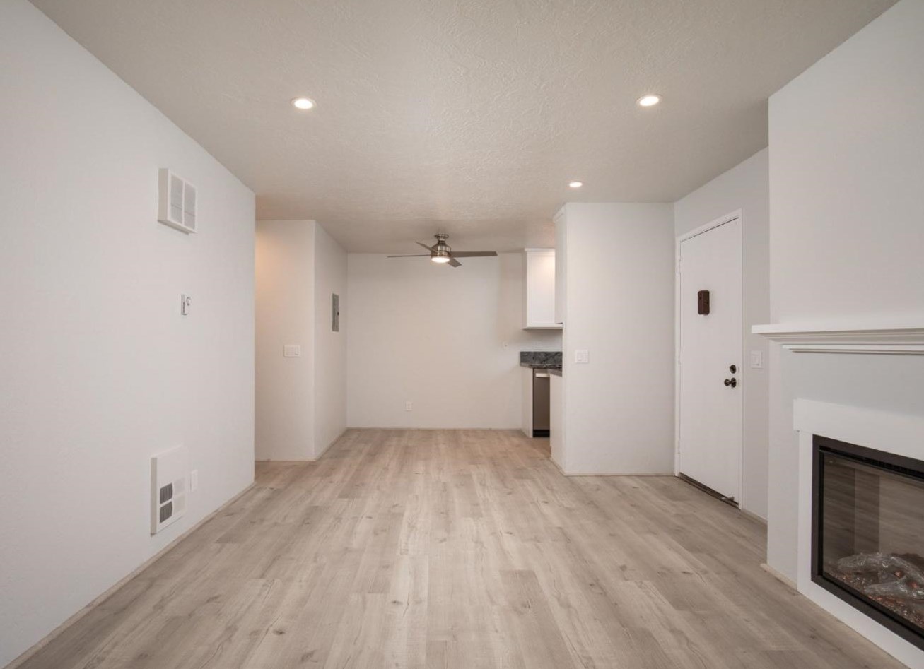 3107 Golden Oaks Ln, Monterey, CA 93940