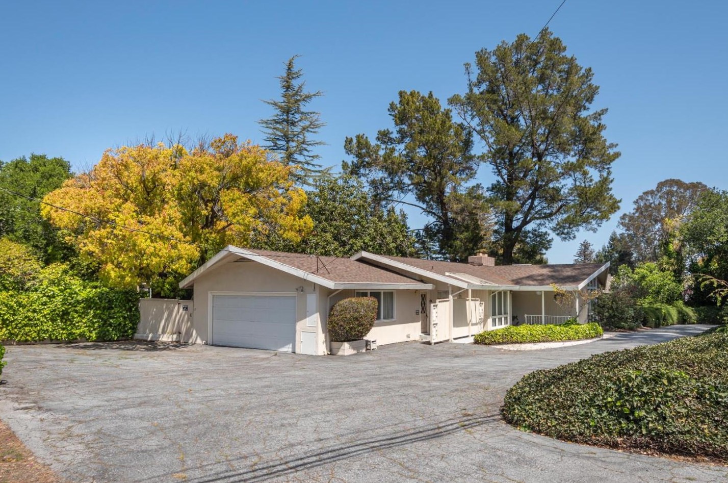 1950 Ralston Ave, Burlingame, CA 94010