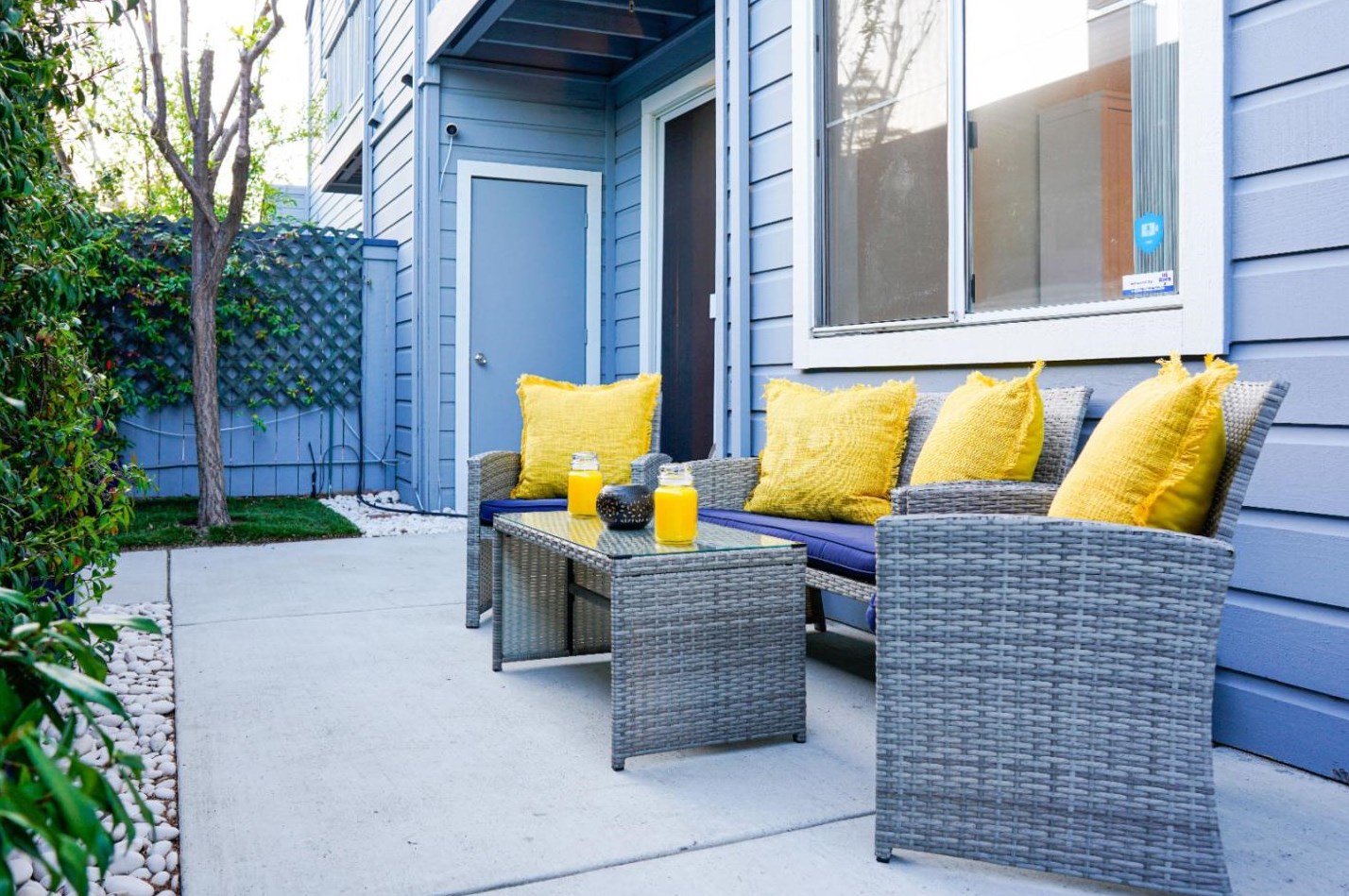 413 Cork Harbour Cir E, Redwood City, CA 94065