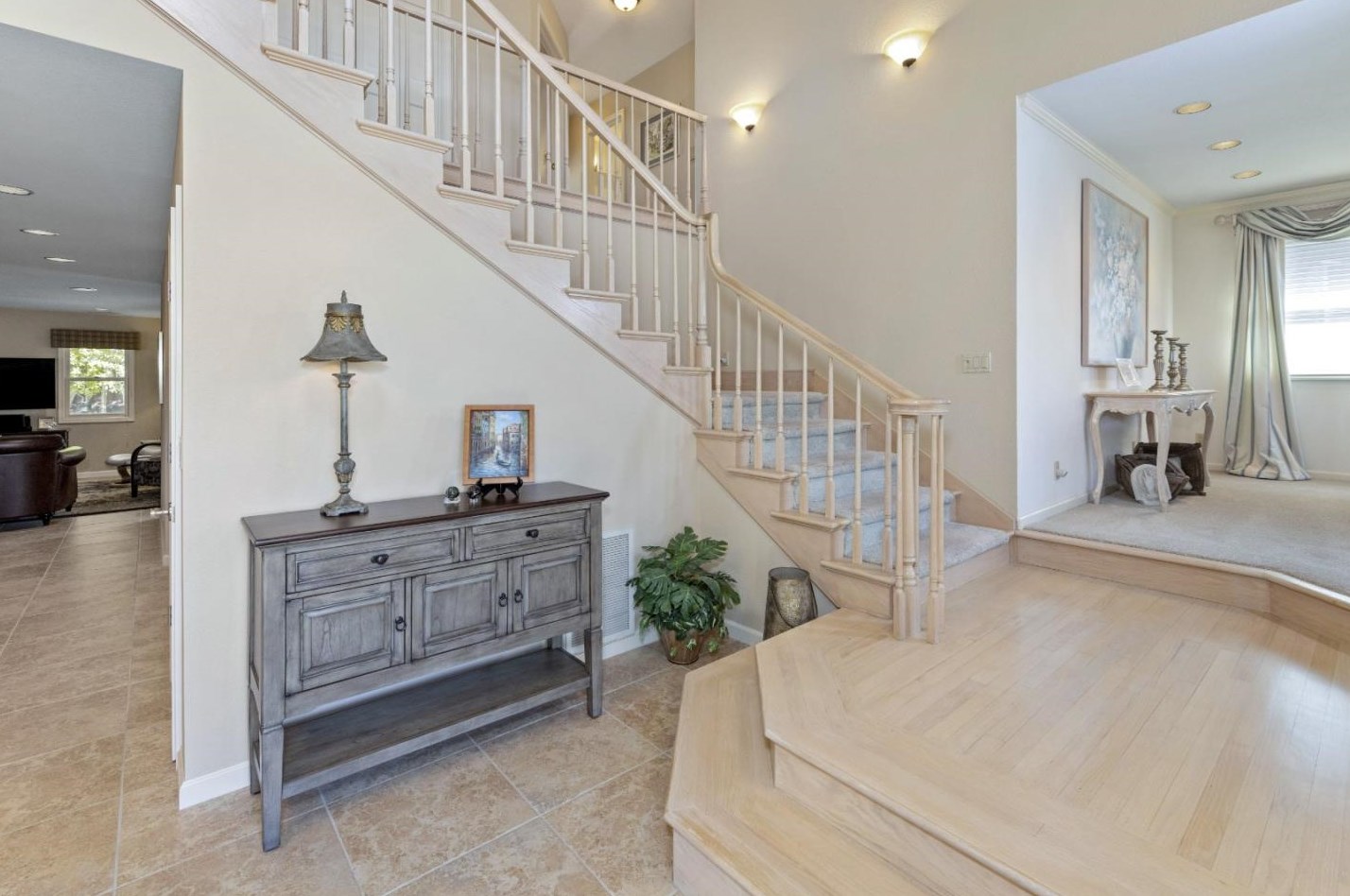 3726 Tiffani Ct, Santa Cruz, CA 95065-1600