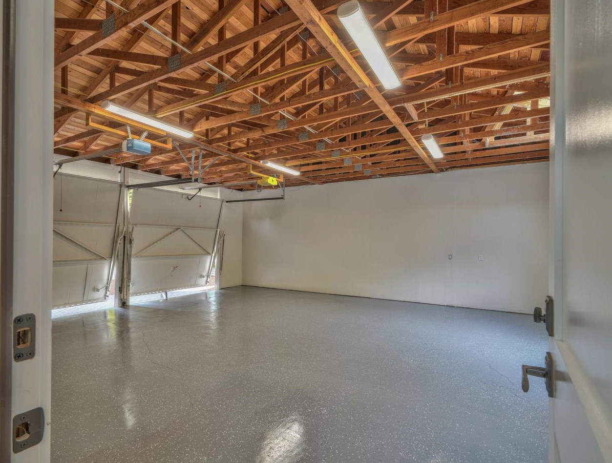 10121 Blue Larkspur Ln, Monterey CA  93940-6501 exterior