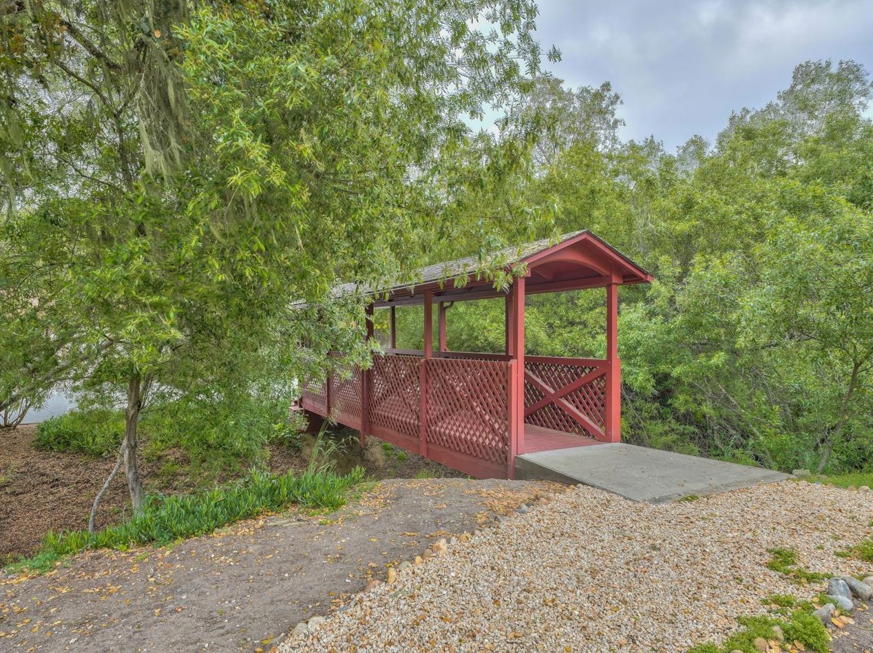 10121 Blue Larkspur Ln, Monterey CA  93940-6501 exterior