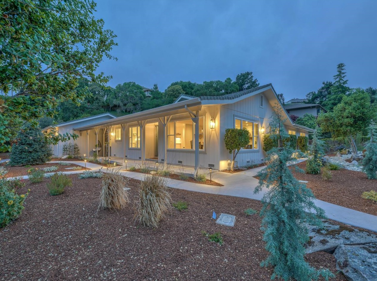 10121 Blue Larkspur Ln, Monterey, CA 93940