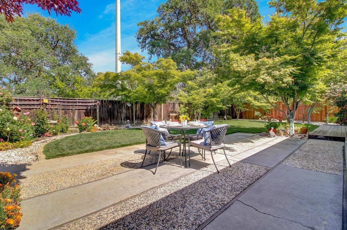 7068 Brooktree Way, San Jose CA  95120-2101 exterior