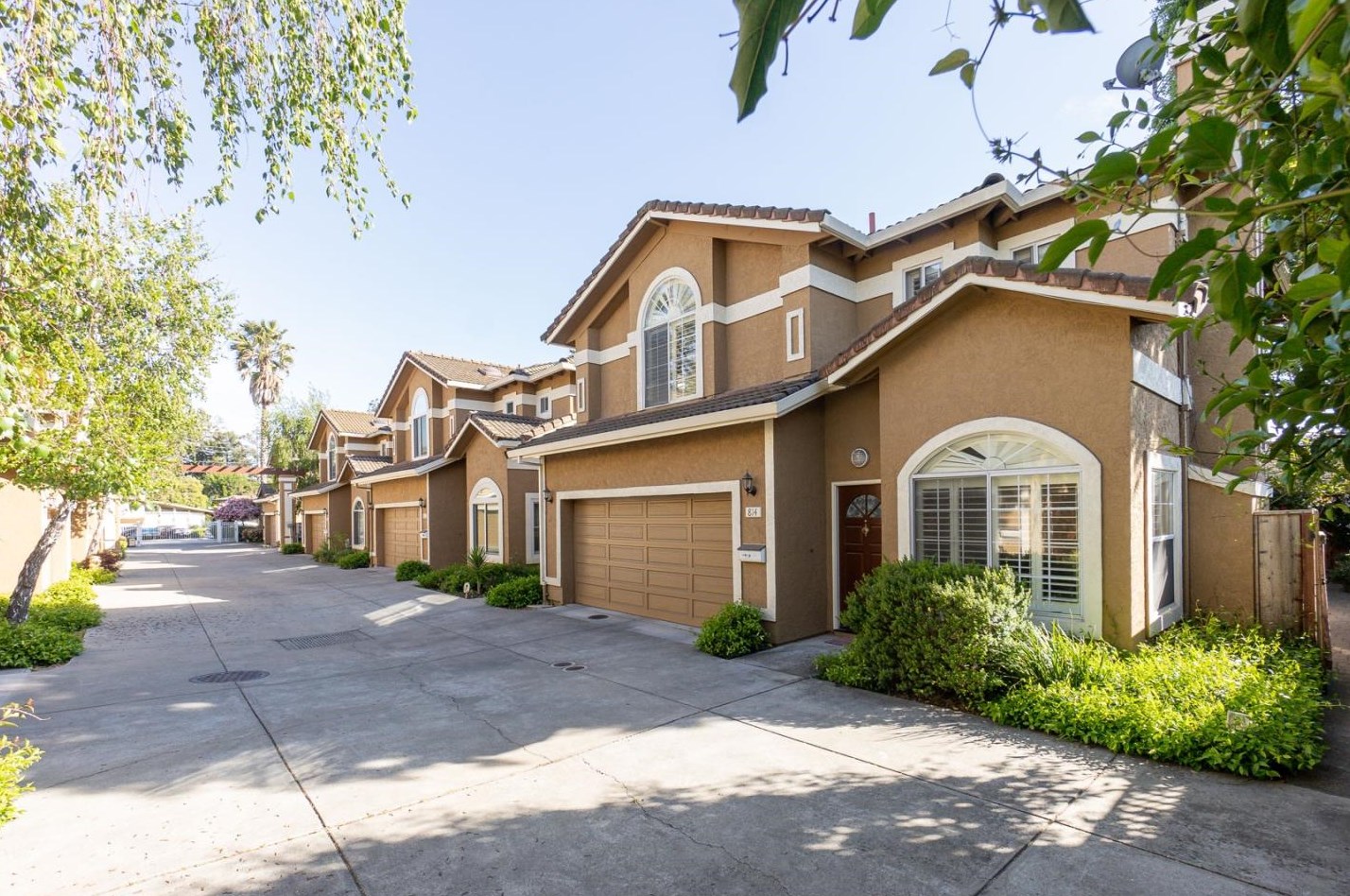 814 Palm Ave, Redwood City, CA 94061