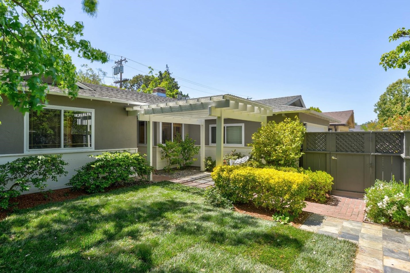 3372 Ramona St, Palo Alto, CA 94306