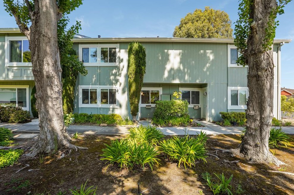728 Nina Ln, San Mateo, CA 94404-1721