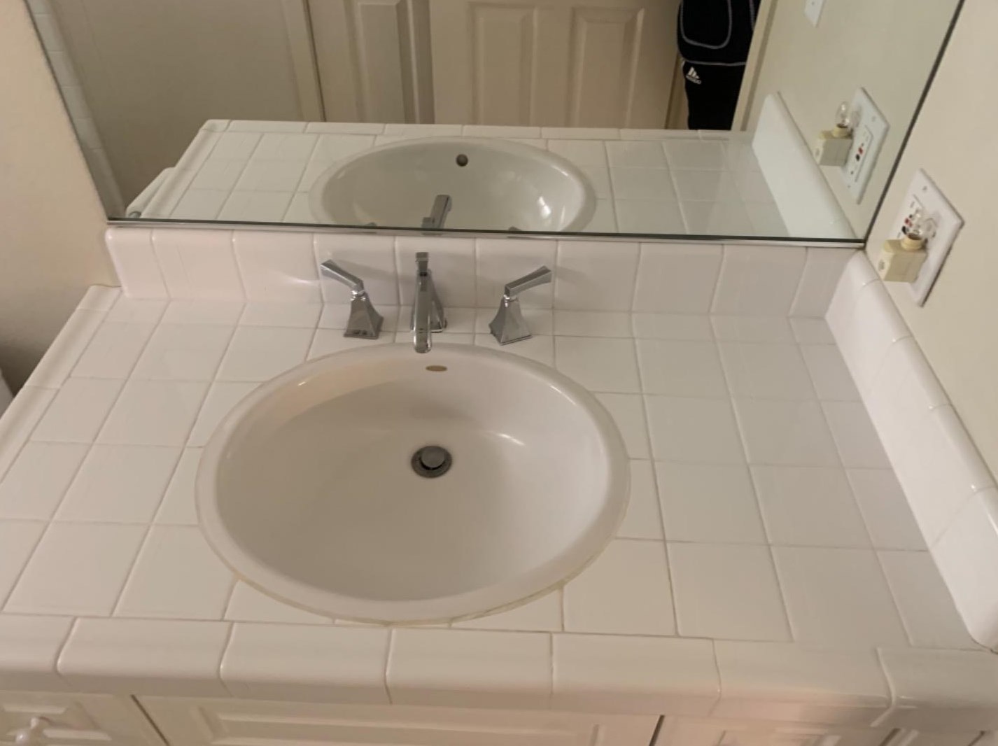 991 Alameda Ave, Monterey CA  93940-4403 exterior