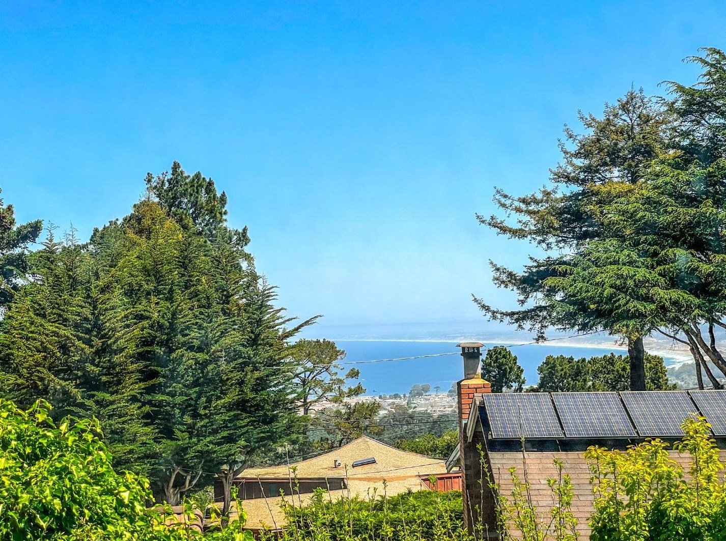 32 Cielo Vista Dr, Monterey, CA 93940-6050