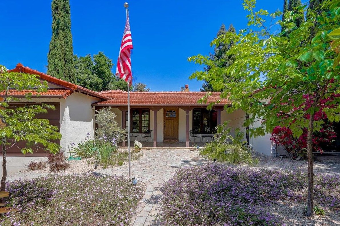 68 Mariposa Ave, Los Gatos, CA 95030