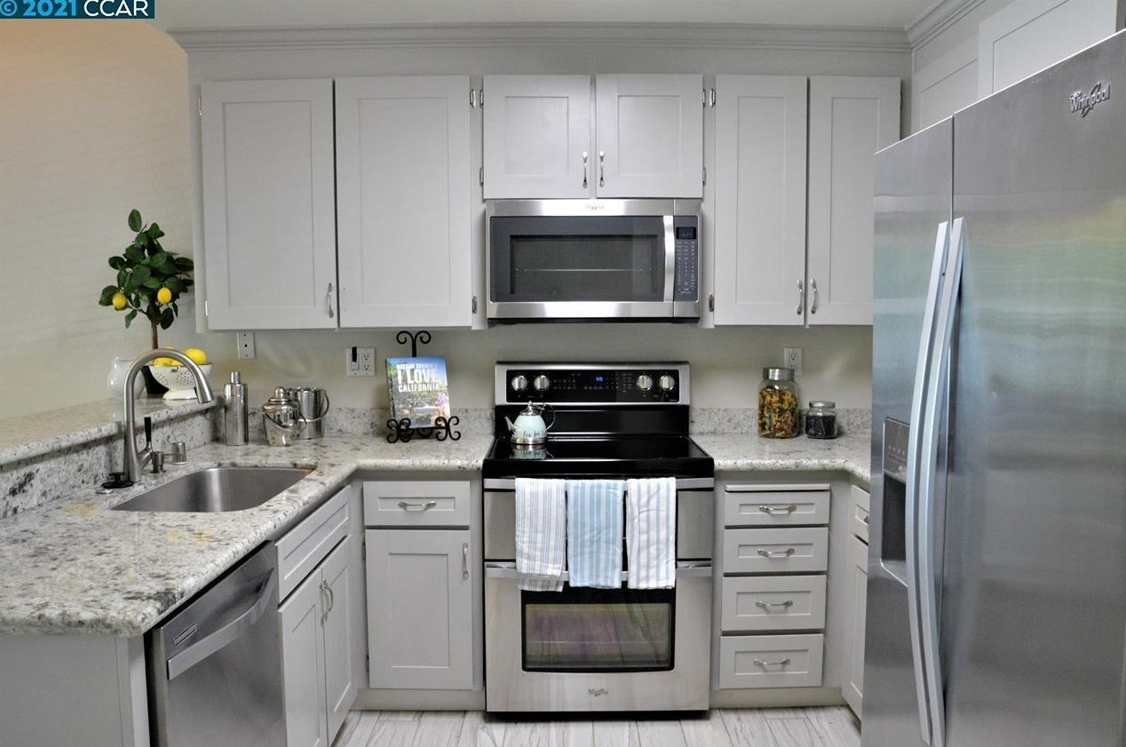 2414 Heatherleaf Ln, Pacheco, CA 94553
