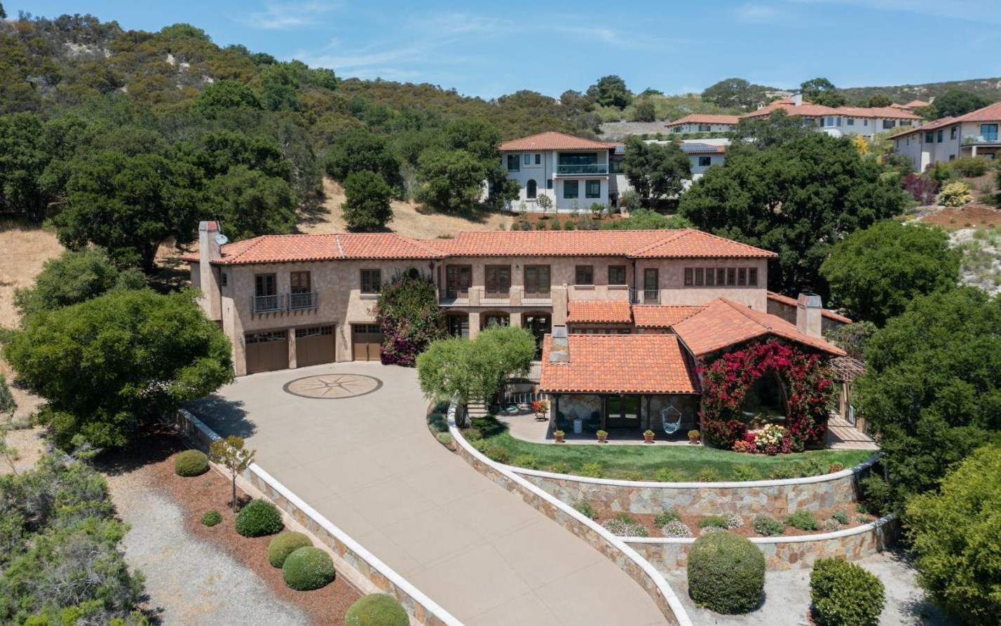 107 El Torneo Ct, Monterey, CA 93940
