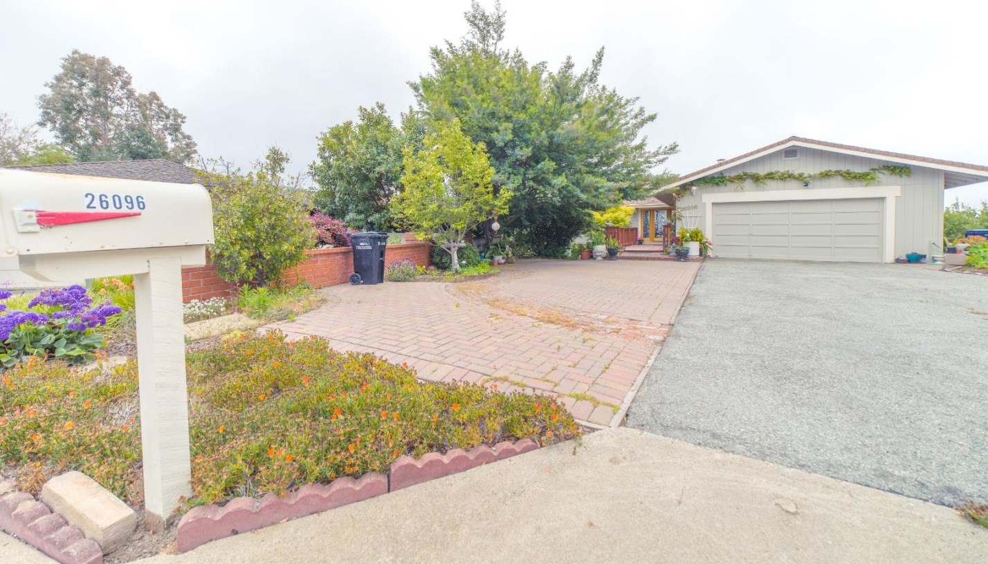 26096 Dougherty Pl, Carmel, CA 93923-8820