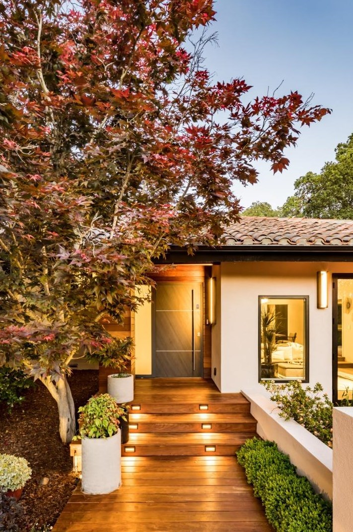 27827 Via Feliz, Los Altos, CA 94022