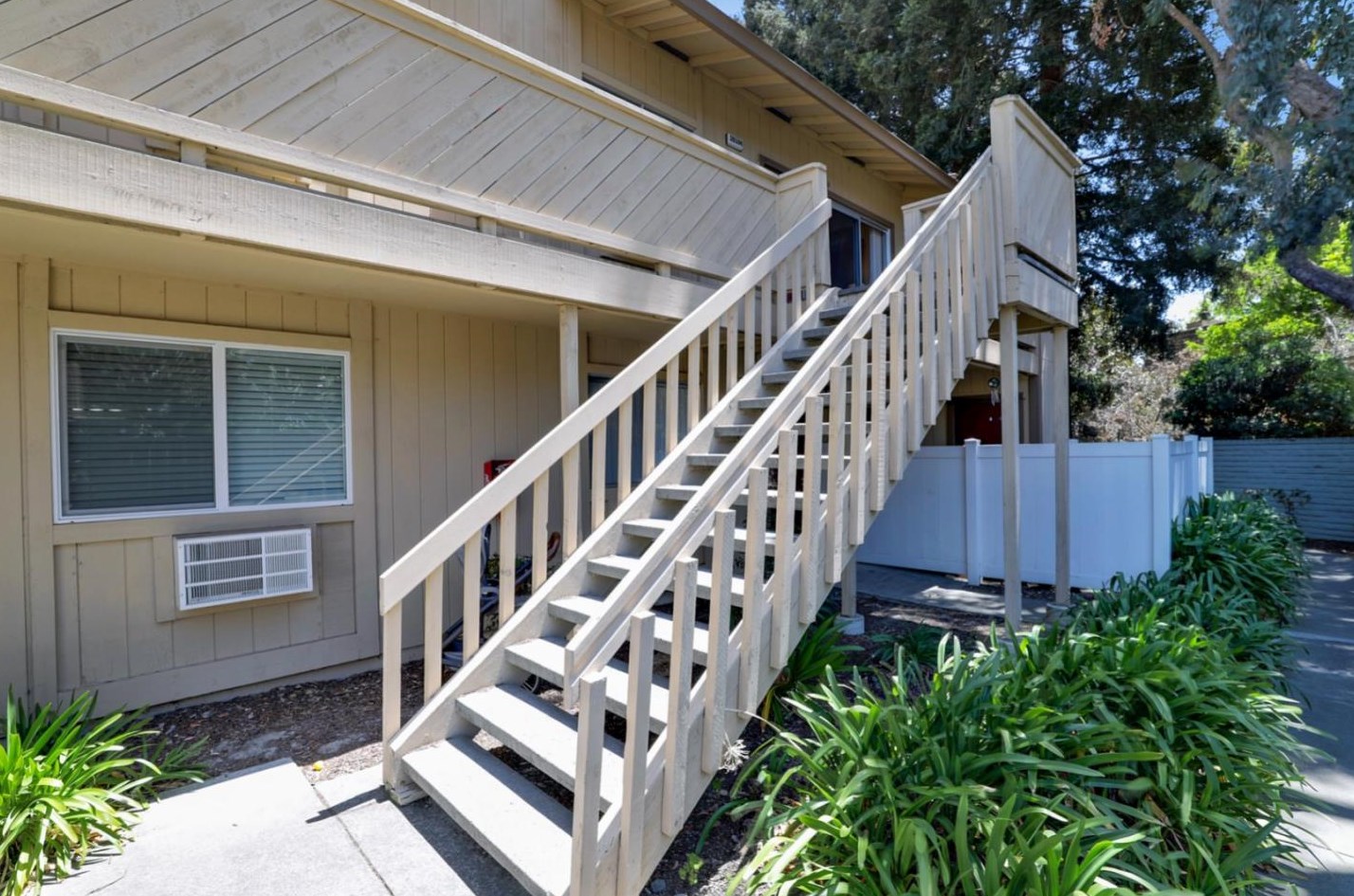 38504 Mary Ter, Fremont, CA 94538-1732