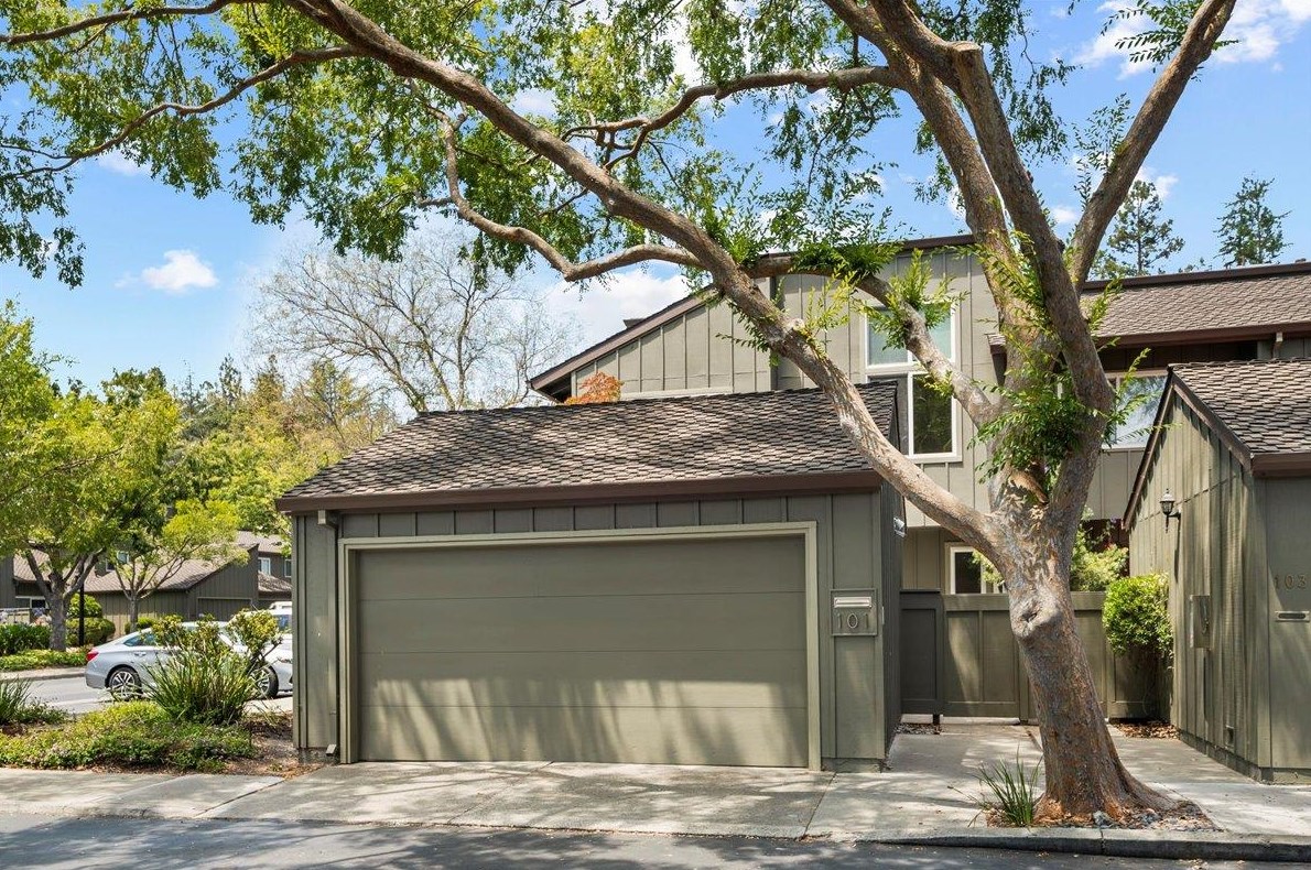 101 Willow Hill Ct, Los Gatos, CA 95032