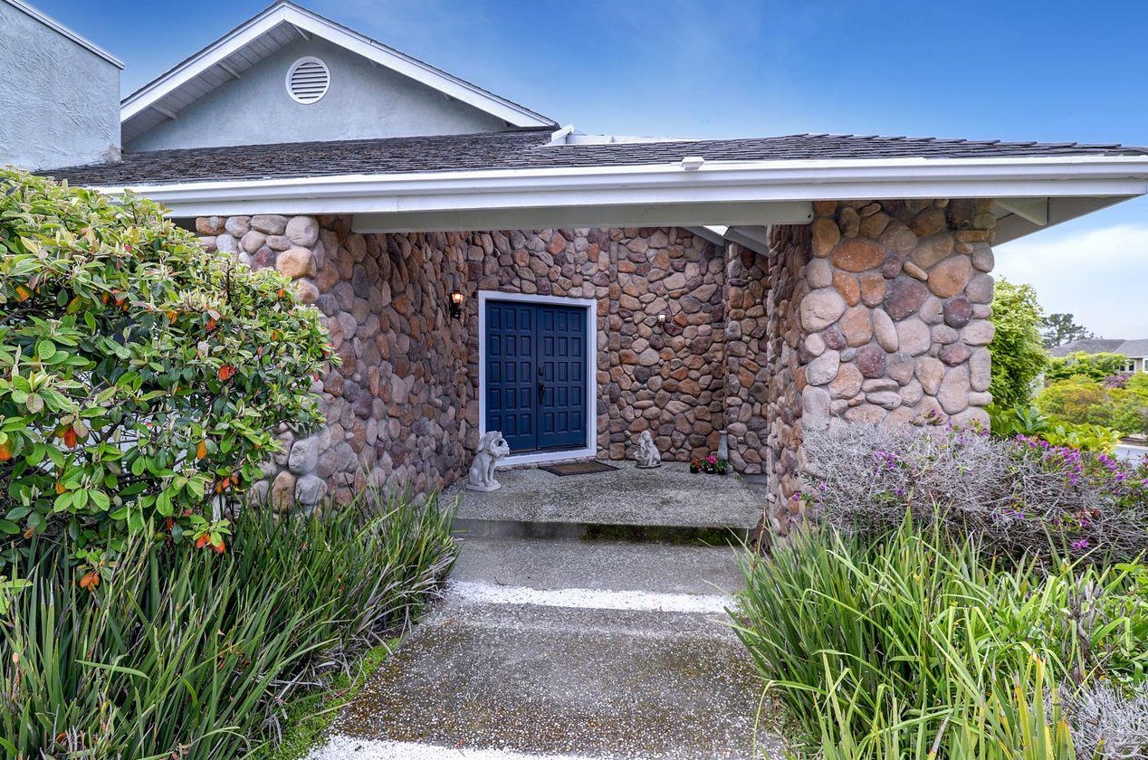 416 Greenbrier Rd, Princeton by the Sea, CA 94019