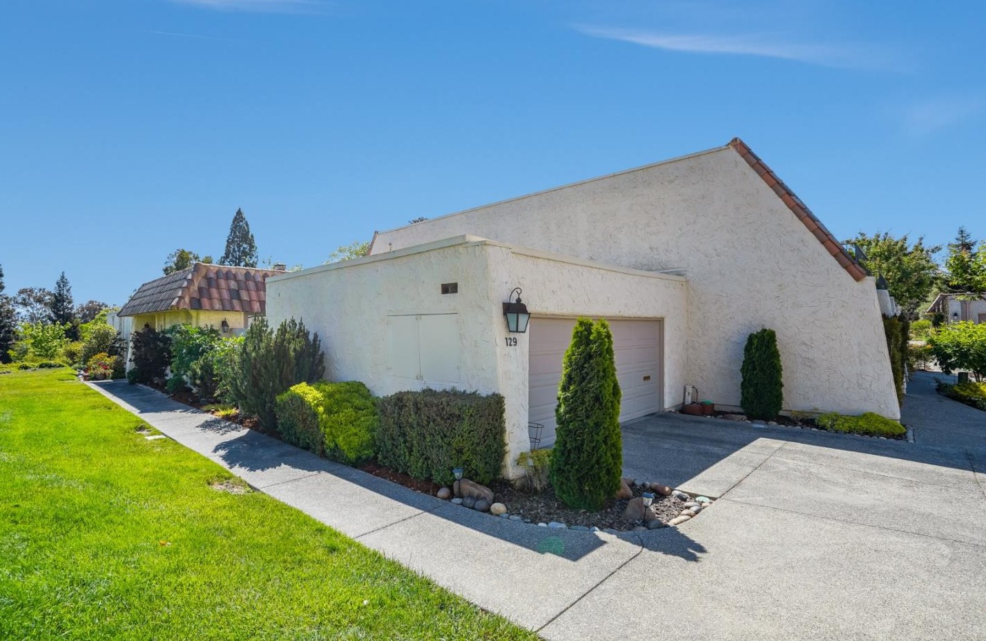 129 El Pinar, Los Gatos, CA 95032