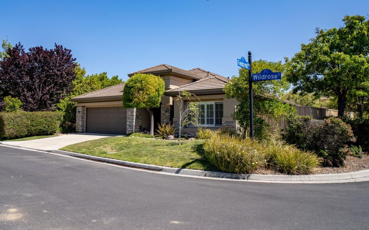18427 Wildrose Ct, Salinas, CA 93908-1542