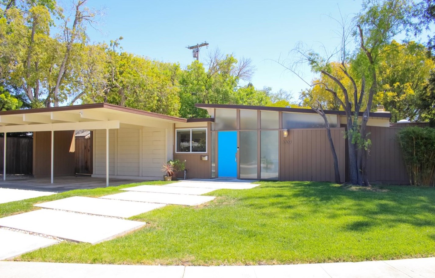 3709 Carlson Cir, Palo Alto, CA 94306