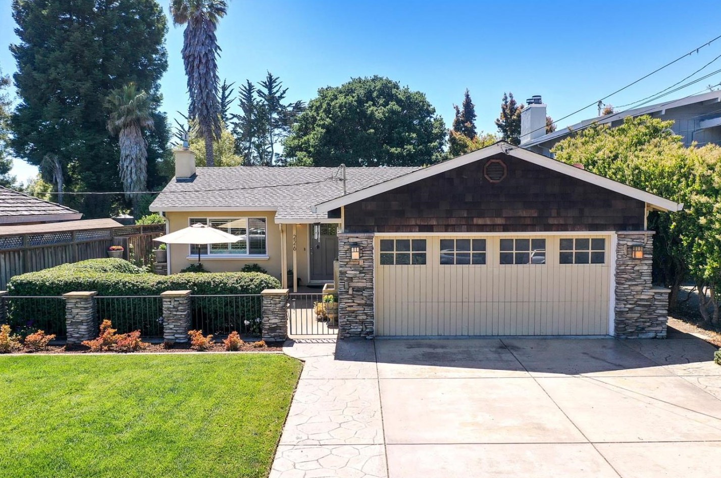 226 Claudius Dr, Aptos, CA 95003