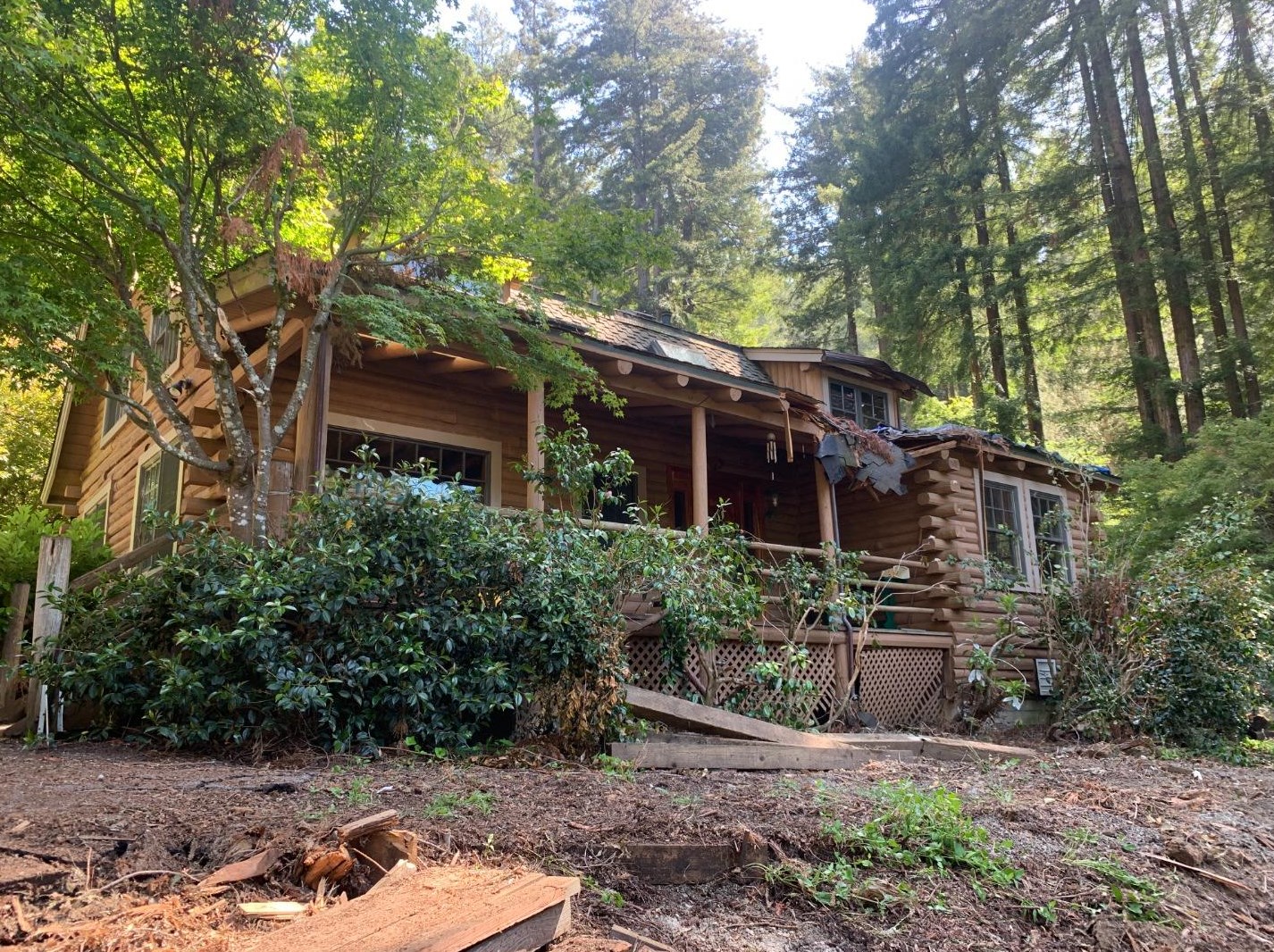 530 Wurr Rd, Loma Mar, CA 94021