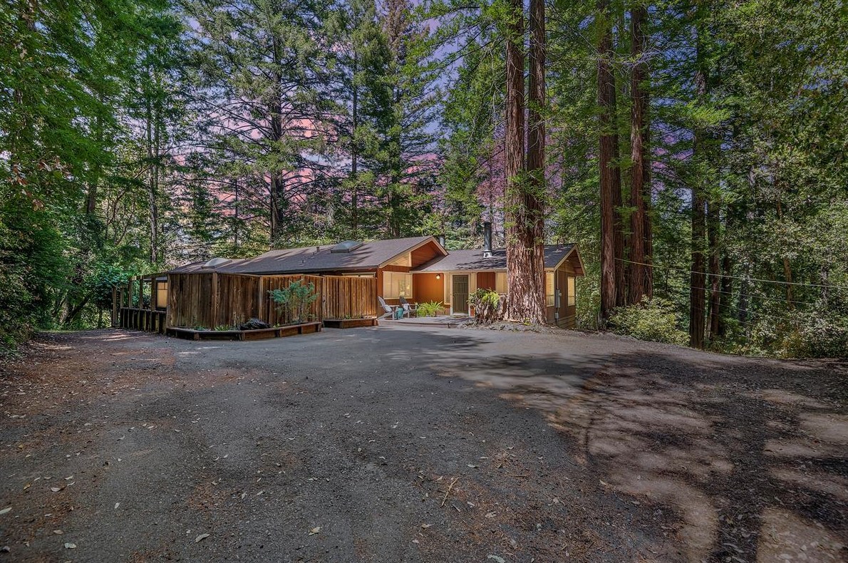 24002 Soquel San Jose Rd, Los Gatos, CA 95033