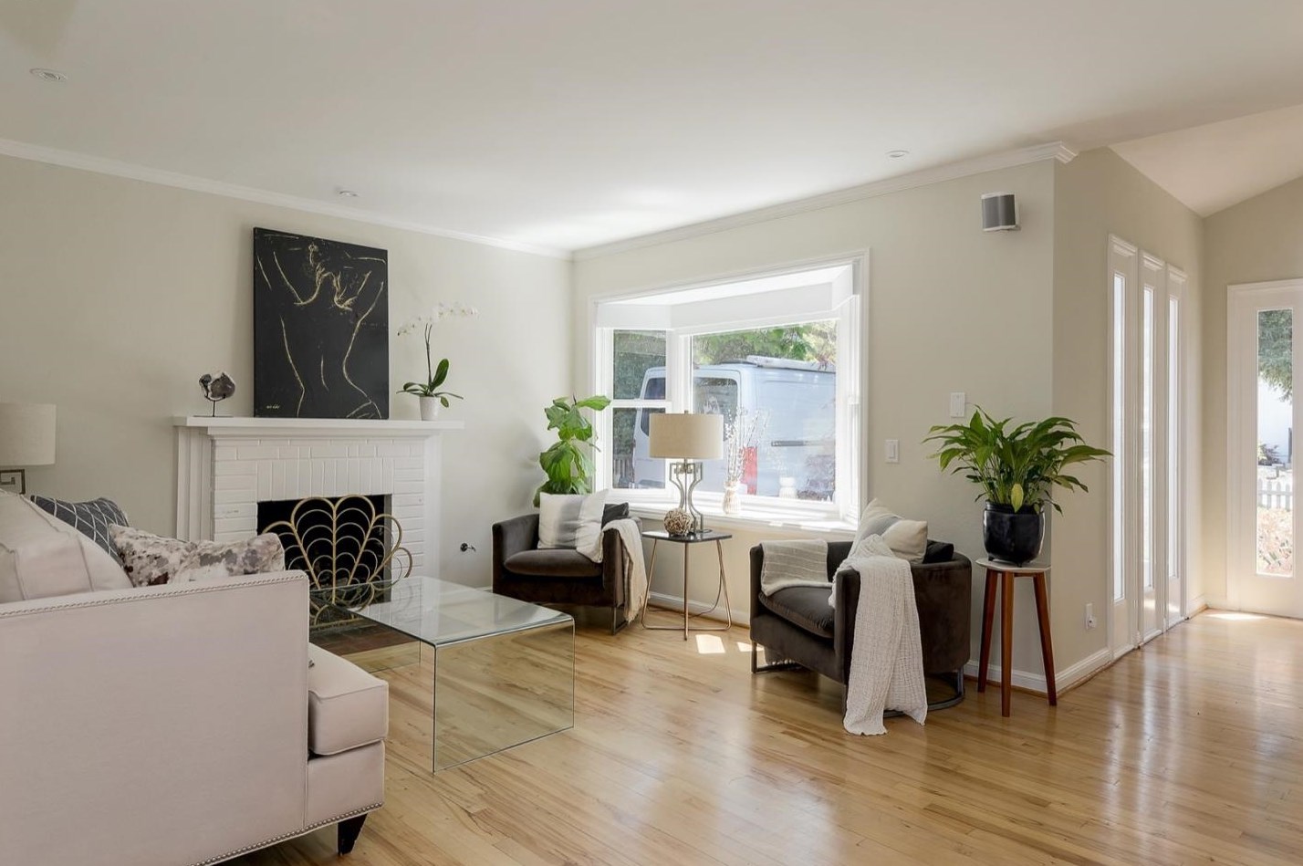 950 Cloud Ave, Menlo Park, CA 94025-6202
