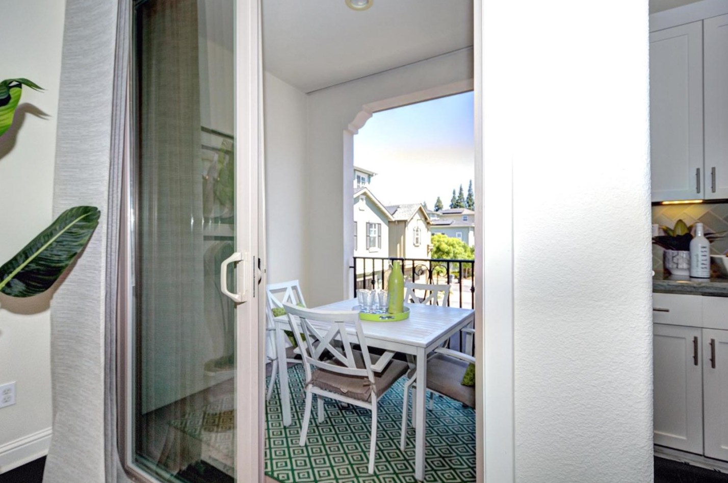 110 Minaret Ave, Mountain View, CA 94043