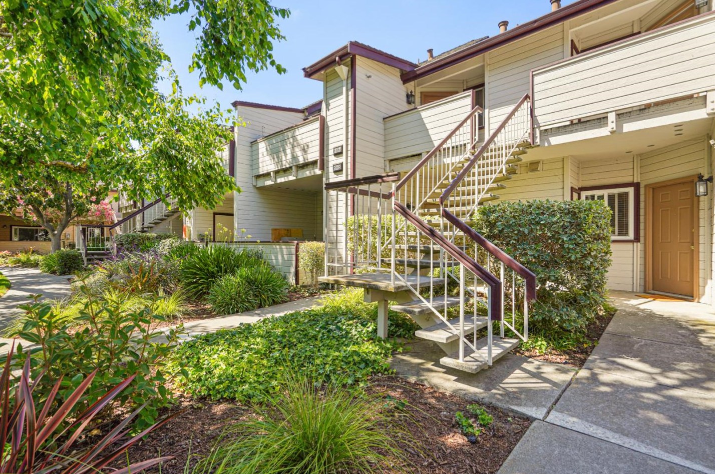 6166 Civic Terrace Ave A, Newark, CA 94560