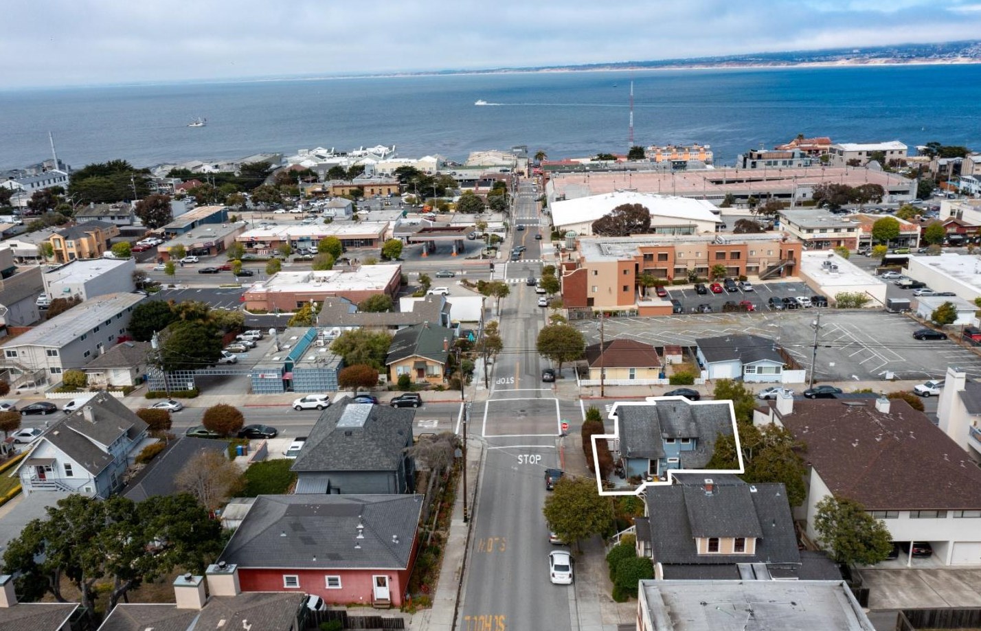 401 Prescott Ave, Monterey, CA 93940-1134