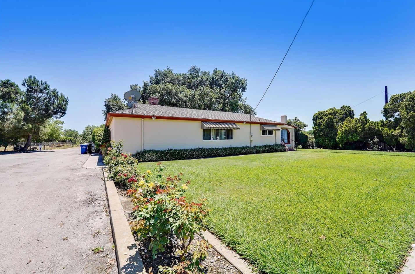 1200 Church Ave, San Martin, CA 95046