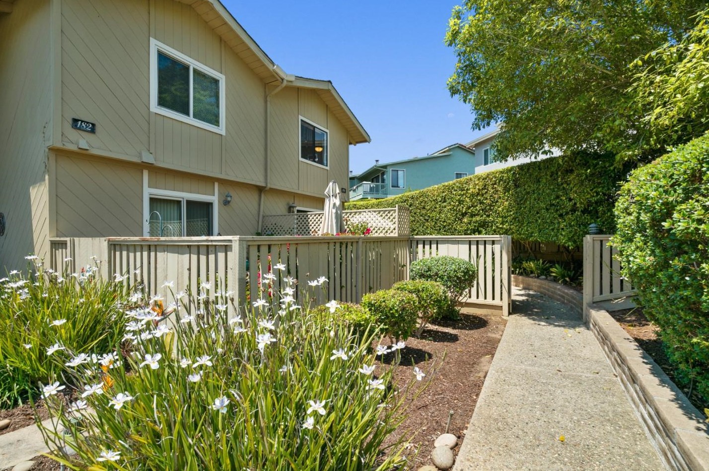 188 Hyannis Ct, Aptos, CA 95003-5818